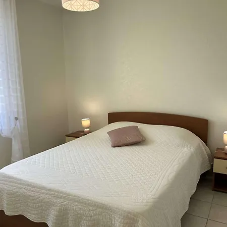 Sg000-009 Maison 4 Pieces 6 Couchages Le Fenouiller *