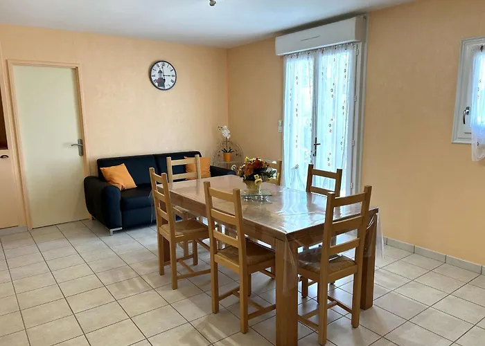 Villa Sg000-009 Maison 4 Pieces 6 Couchages Le Fenouiller Saint-Gilles-Croix-de-Vie